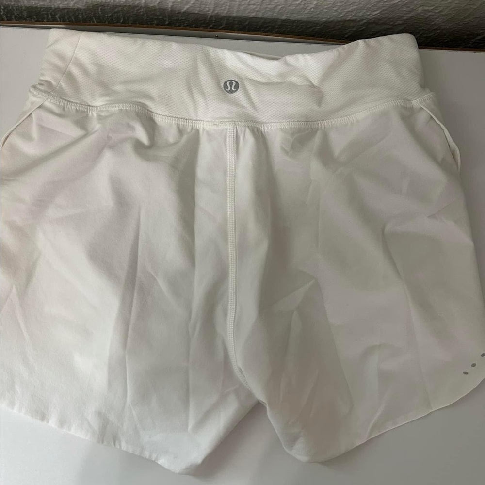 Lululemon Fast and free/ find your pace shorts